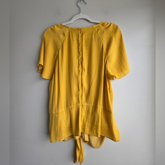 Vince Camuto Mustard Tie-Front Blouse - Picture 6 of 10